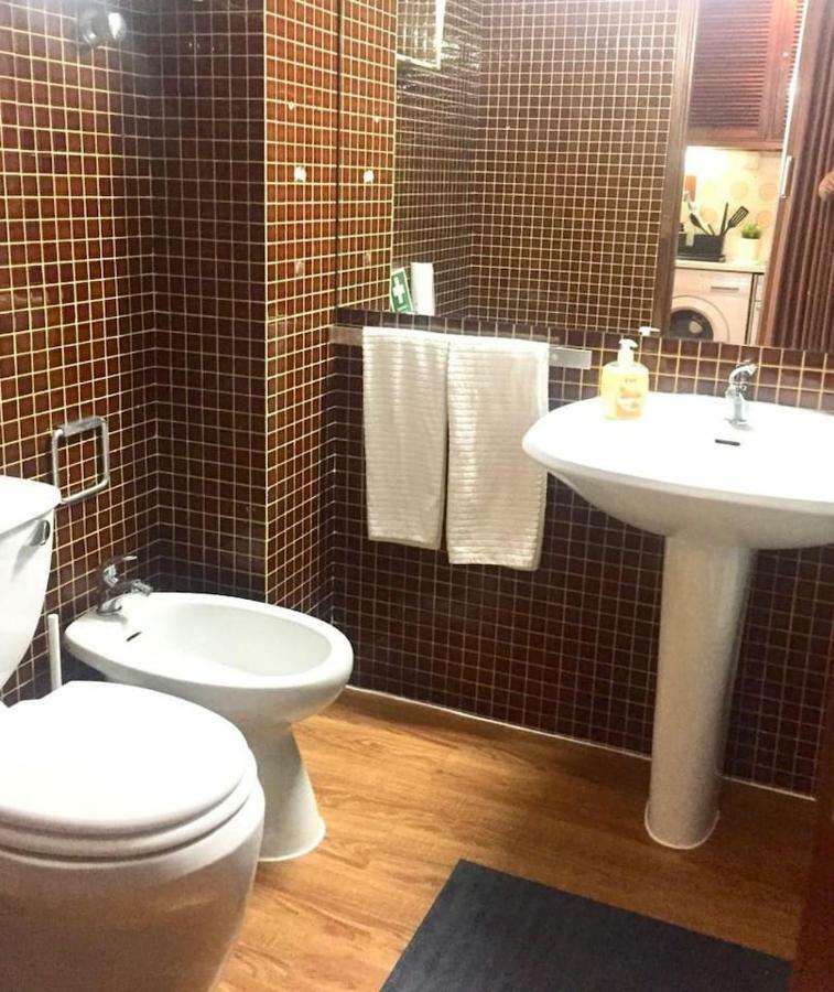 Wonderful Studio Apartment In Front Of The Beach Costa de Caparica Εξωτερικό φωτογραφία