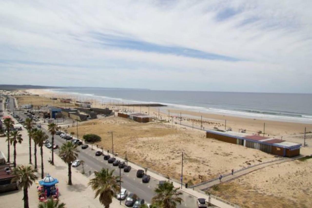 Wonderful Studio Apartment In Front Of The Beach Costa de Caparica Εξωτερικό φωτογραφία
